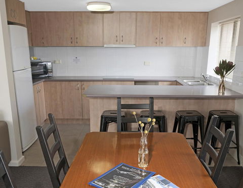 Banjo Paterson Inn - Broome Tourism 10