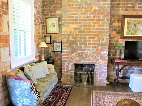 Apple Tree Cottage - Broome Tourism 14