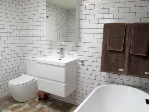 Apple Tree Cottage - Broome Tourism 3