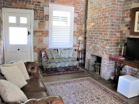 Apple Tree Cottage - Broome Tourism 13