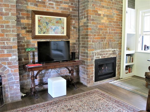 Apple Tree Cottage - Broome Tourism 15