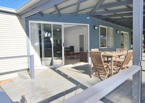 Huskisson Holiday Motel Cabins - Broome Tourism 32