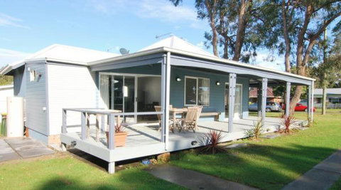 Huskisson Holiday Motel Cabins - Broome Tourism 24