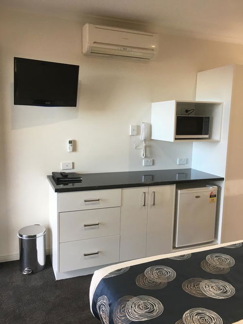 Pelican Motor Inn - Broome Tourism 8