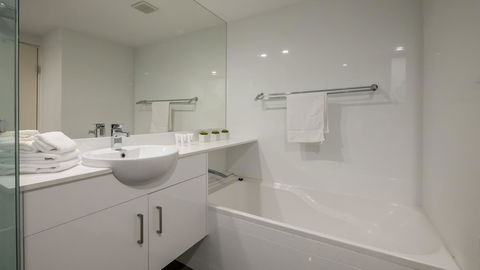 Byron Quarter Apartments - Broome Tourism 35