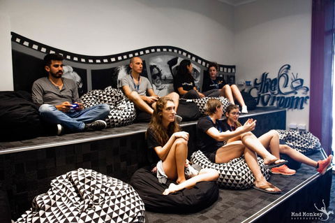 Mad Monkey Kings Cross - Broome Tourism 10