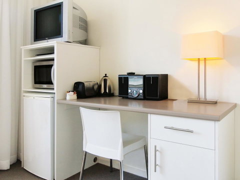 Oaks Nelson Bay Lure Suites - Broome Tourism 12