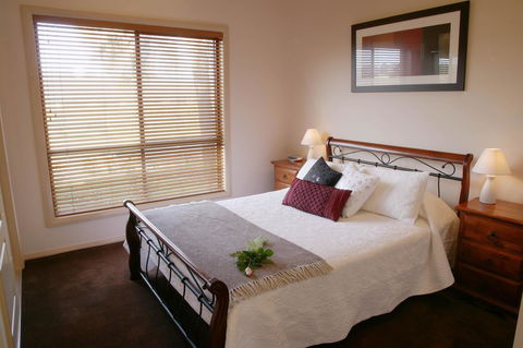 Nightingale Villas - Broome Tourism 3