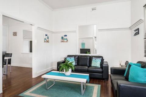 Club Byron Accommodation - Broome Tourism 21
