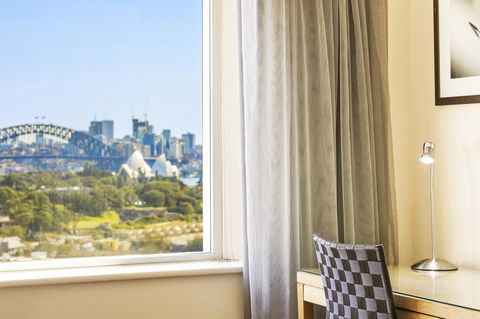 Holiday Inn Sydney Potts Point - Broome Tourism 18