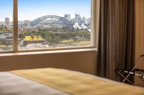 Holiday Inn Sydney Potts Point - Broome Tourism 2