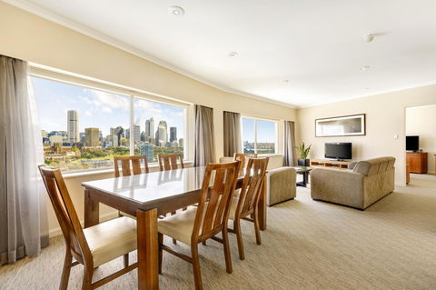 Holiday Inn Sydney Potts Point - Broome Tourism 21