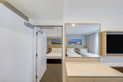 Travelodge Hotel Sydney Airport - Broome Tourism 2