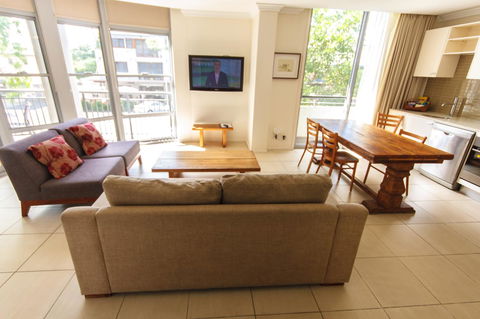 Byron Bay Hotel And Apartments - Broome Tourism 12