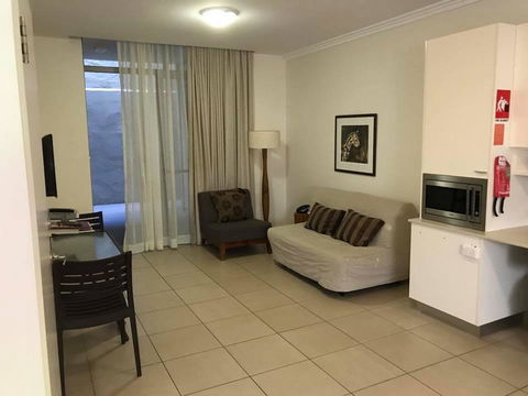 Byron Bay Hotel And Apartments - Broome Tourism 21