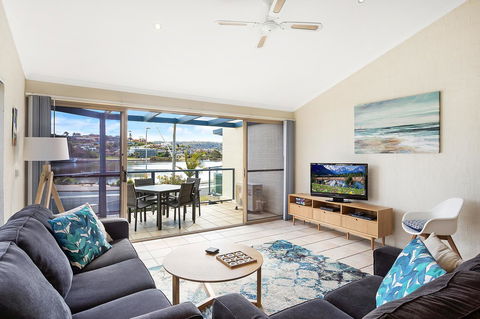 Sails Luxury Apartments Merimbula - Broome Tourism 25