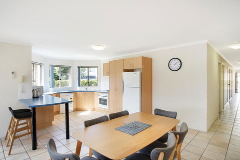 Sails Luxury Apartments Merimbula - Broome Tourism 9