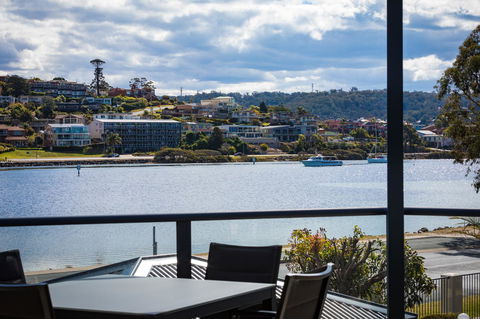 Sails Luxury Apartments Merimbula - Broome Tourism 20