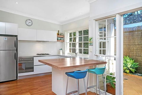 Holiday Home Fairy Bower Road Manly FAB05 - Broome Tourism 3