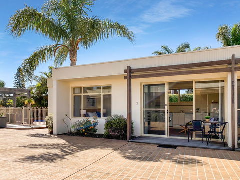 Seashells Apartments Merimbula - Broome Tourism 6