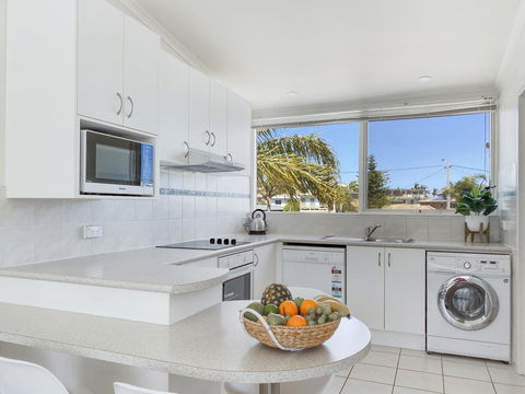 Seashells Apartments Merimbula - Broome Tourism 1