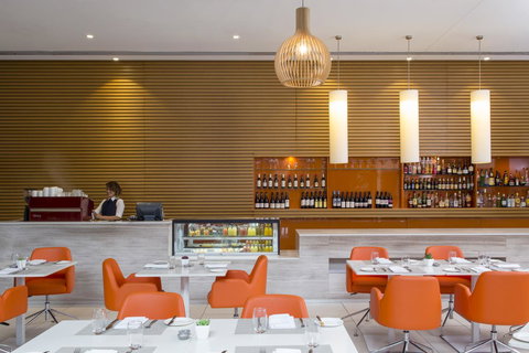 Novotel Newcastle Beach - Broome Tourism 15