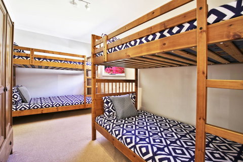 Hayes Beach House I Award Winner I 4 Mins To Beach - Broome Tourism 10
