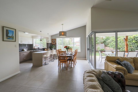Armidale Cottage - House 2 - Broome Tourism 16