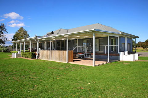 Terara Riverside Retreat - Broome Tourism 24
