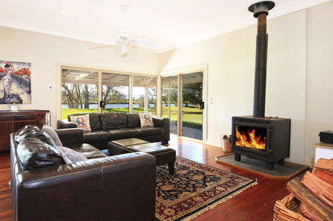 Terara Riverside Retreat - Broome Tourism 0