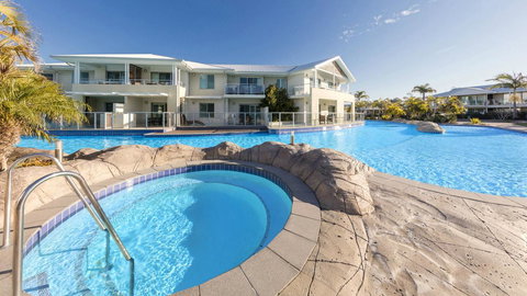 Oaks Port Stephens Pacific Blue Resort - Broome Tourism 1