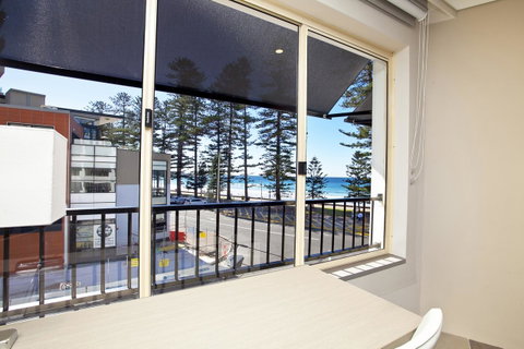 Manly Paradise Motel & Apartments - Broome Tourism 10