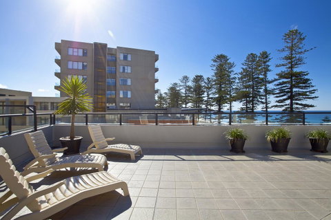 Manly Paradise Motel & Apartments - Broome Tourism 7