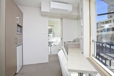 Manly Paradise Motel & Apartments - Broome Tourism 6