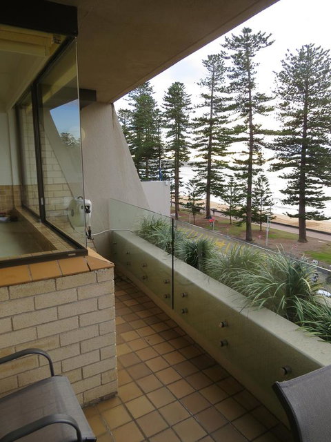 Manly Paradise Motel & Apartments - Broome Tourism 40