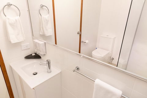 Sapphire Waters Motor Inn - Broome Tourism 2