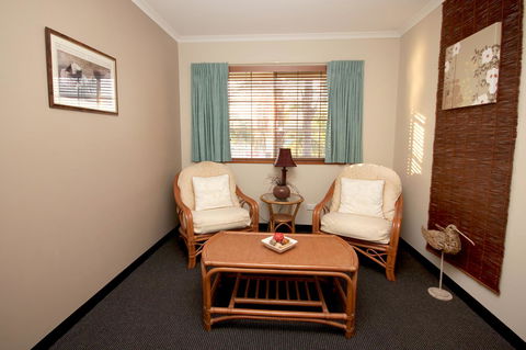Sapphire Waters Motor Inn - Broome Tourism 14