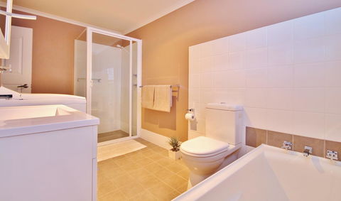 Full Circle Apartments - Broome Tourism 20