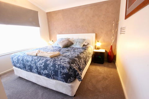 Full Circle Apartments - Broome Tourism 2