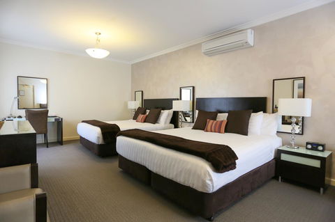 Best Western Plus Hovell Tree Inn - Broome Tourism 16