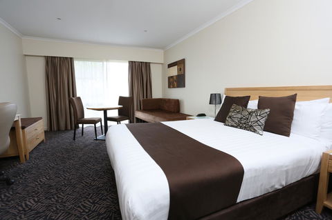 Best Western Plus Hovell Tree Inn - Broome Tourism 19