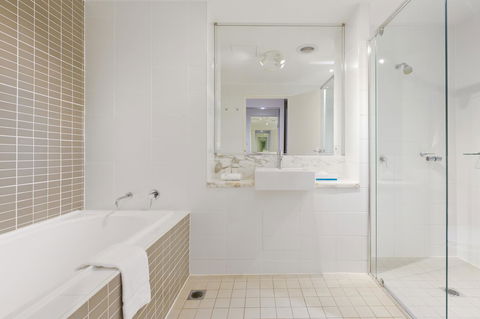 Sage Hotel Wollongong - Broome Tourism 5