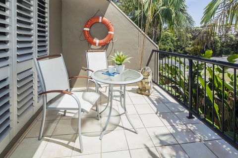 Julians Apartments - Broome Tourism 16