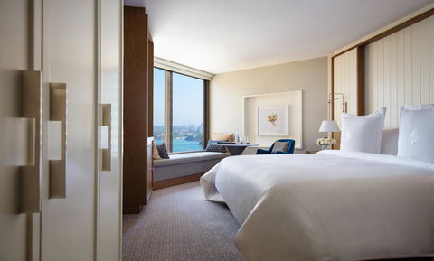 Four Seasons Hotel Sydney - Broome Tourism 4