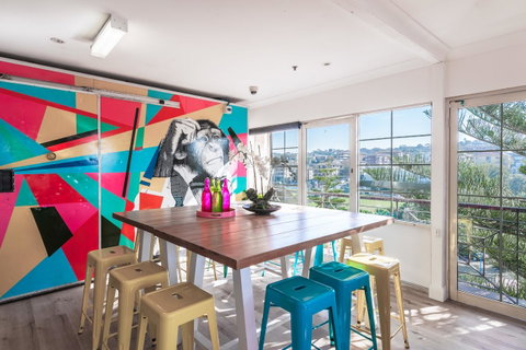 Mad Monkey Hostel Coogee Beach - Broome Tourism 0