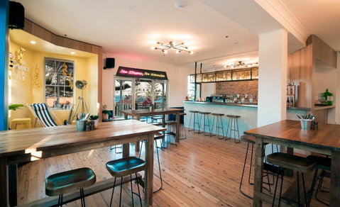 Mad Monkey Hostel Coogee Beach - Broome Tourism 27
