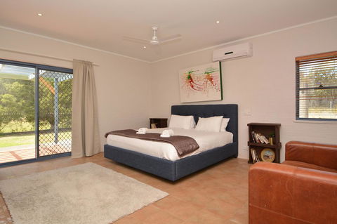 JE Guesthouse, Central To All The Hunter Valley Has To Offer - Broome Tourism 17
