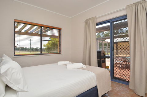 JE Guesthouse, Central To All The Hunter Valley Has To Offer - Broome Tourism 30