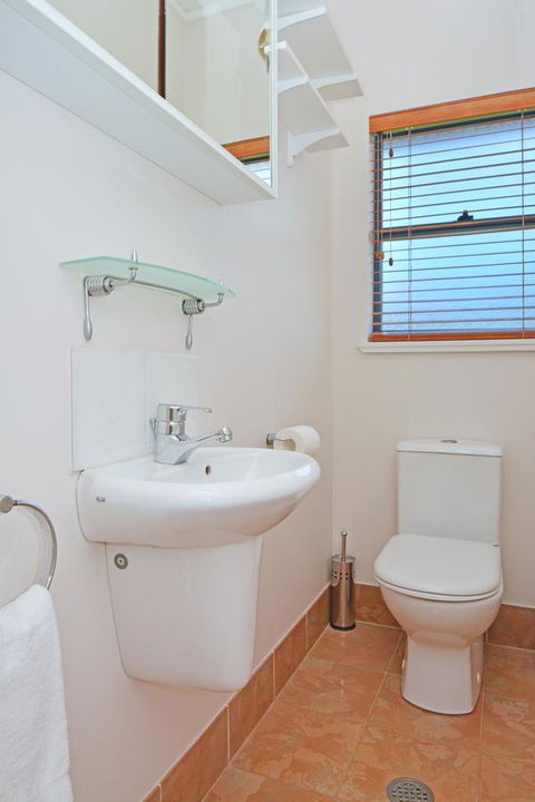 JE Guesthouse, Central To All The Hunter Valley Has To Offer - Broome Tourism 19