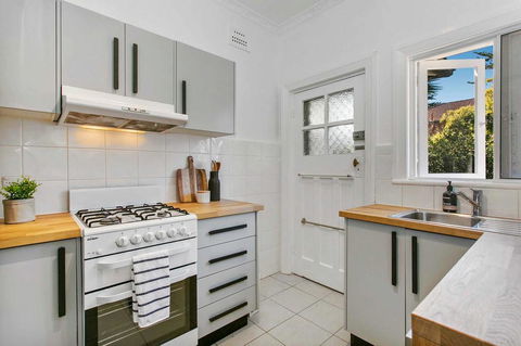 Seaspray - Manly Beach Apartment Close To The Sand - Broome Tourism 4